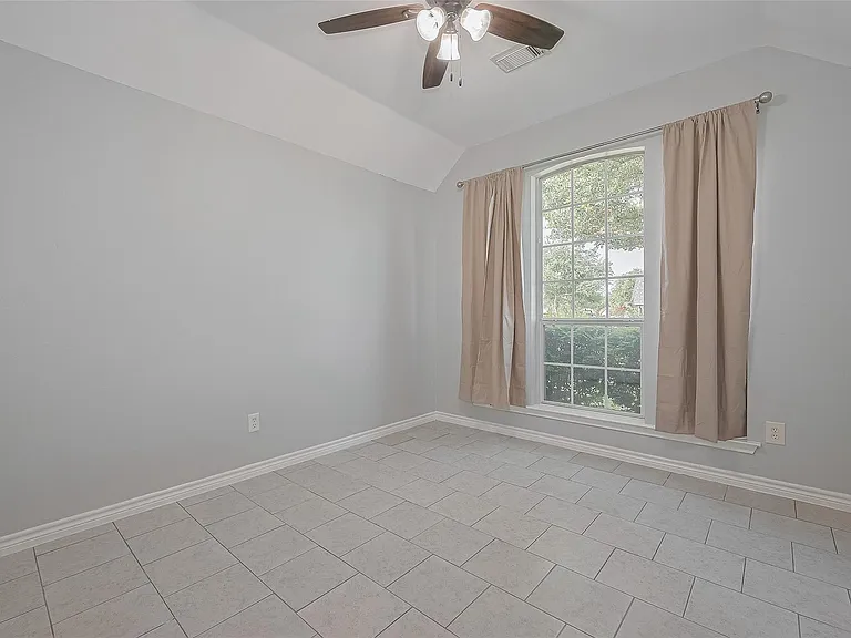 9631 Highland Pointe Dr — Photo 29