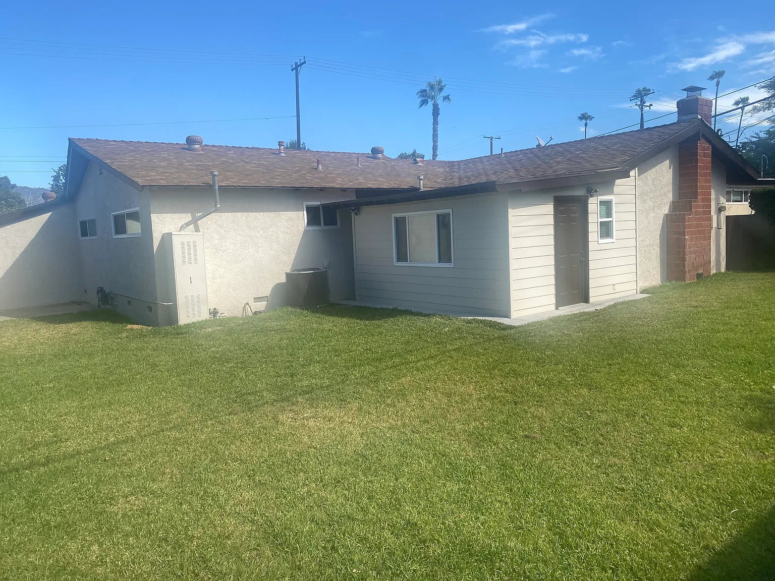 254 W Juanita Ave — Photo 2