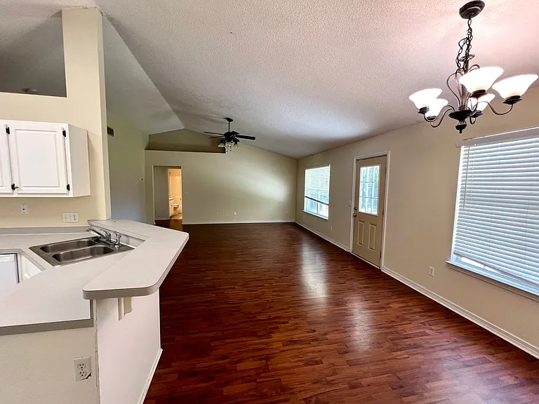 7350 Copter Ln — Photo 33