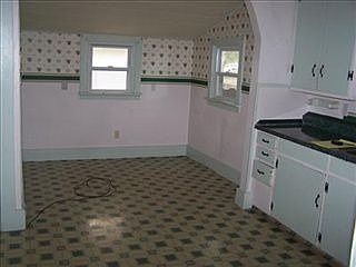 4th image of 1423 Washington Ave