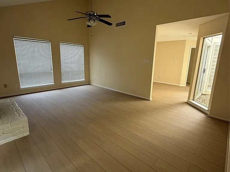 930 Mesa Terrace Dr — Photo 11
