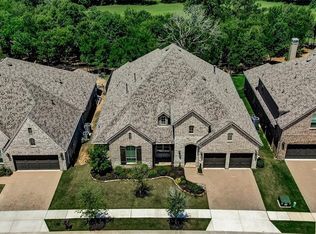1220 Bailey Dr, Lantana, TX 76226