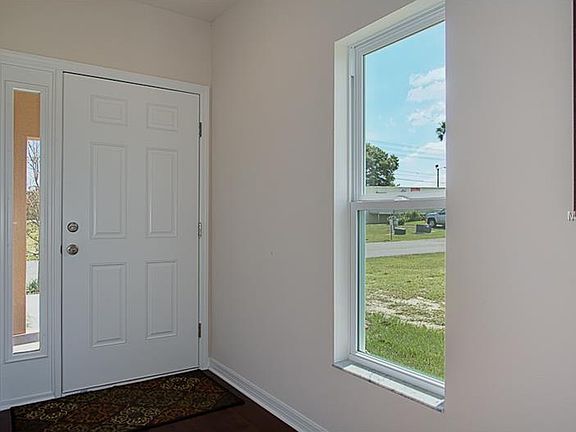 2nd image of 1835 Sommarie Way