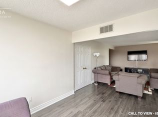 4 Lisa St #1404, Brampton, ON L6T 4B6