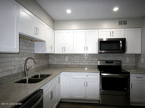 2nd image of 1616 Gardiner Ln APT 200