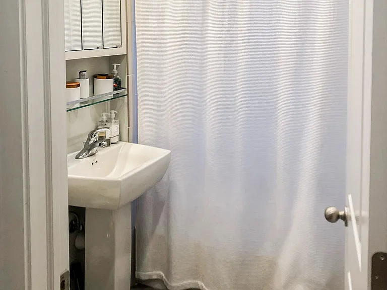 4547 N Leavitt St #45493 — Photo 5