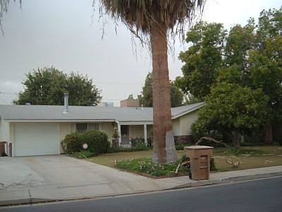 3rd image of 909 Cherry Hills Dr