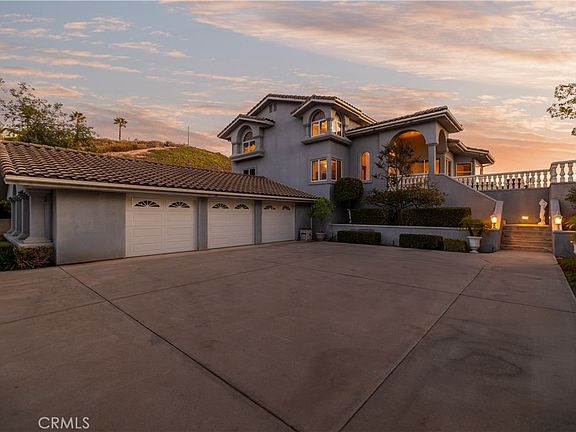 2nd image of 20881 Mandeville Pl
