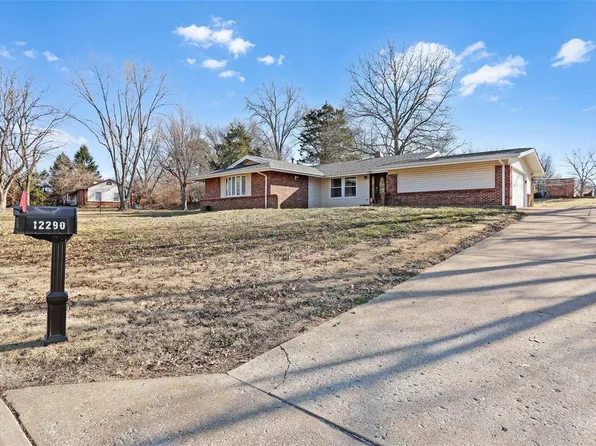 12290 Centerbrook Dr, Florissant, MO 63033