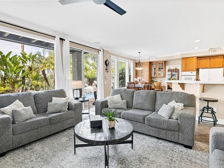 27320 Ocean Dunes St — Photo 19
