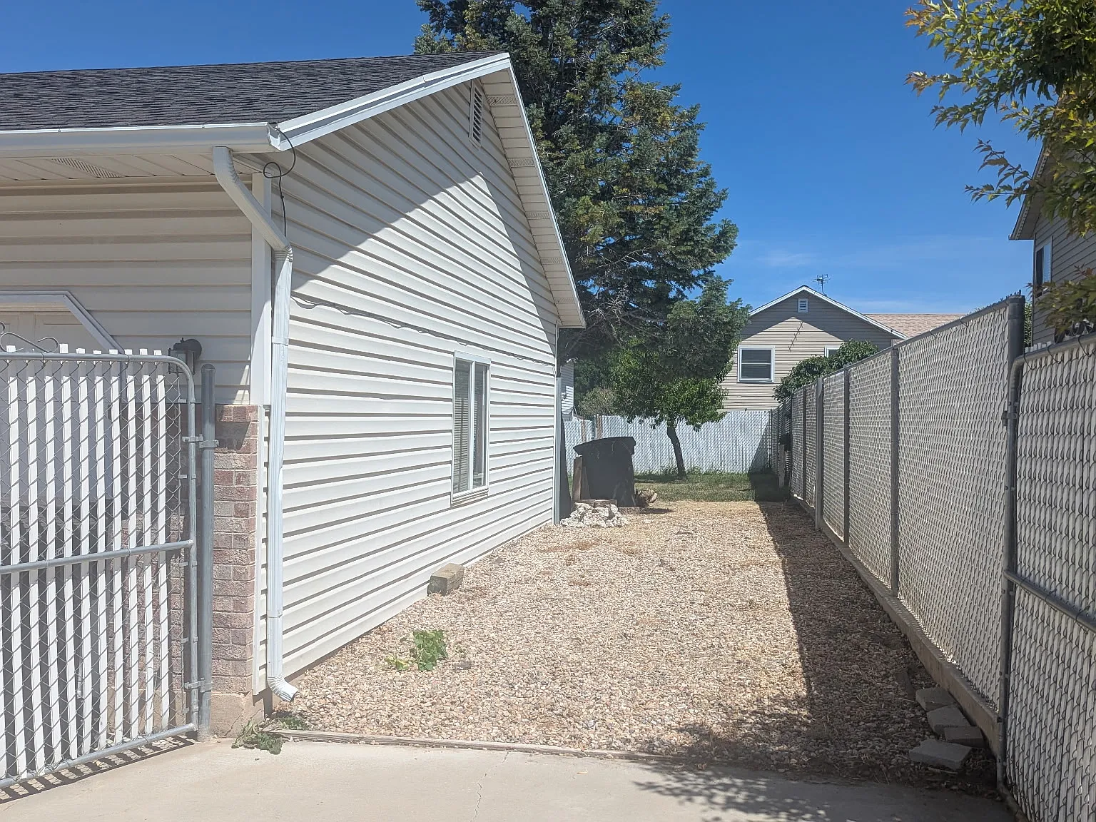 4 bed, 1621 sqft, $600 — Photo 4