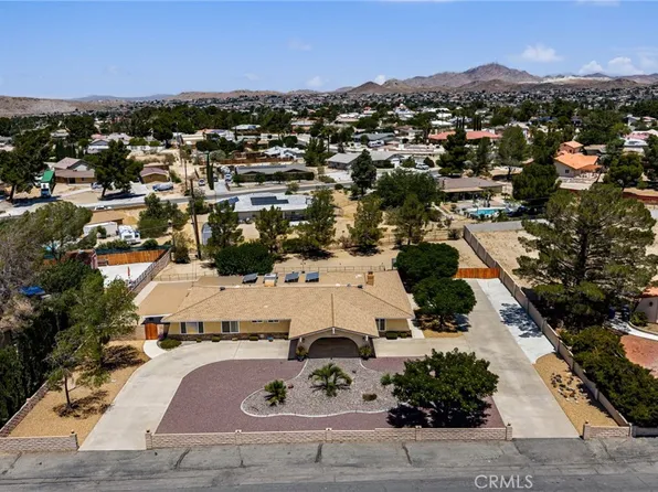 19082 Tecumseh Rd, Apple Valley, CA 92307