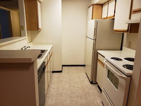 2nd image of 3224 St Martins Trl APT 1208