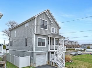 827 Second St, Keyport, NJ