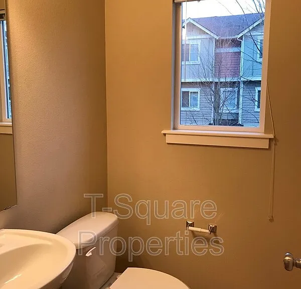 14924 41st Ave SE #E104 — Photo 5