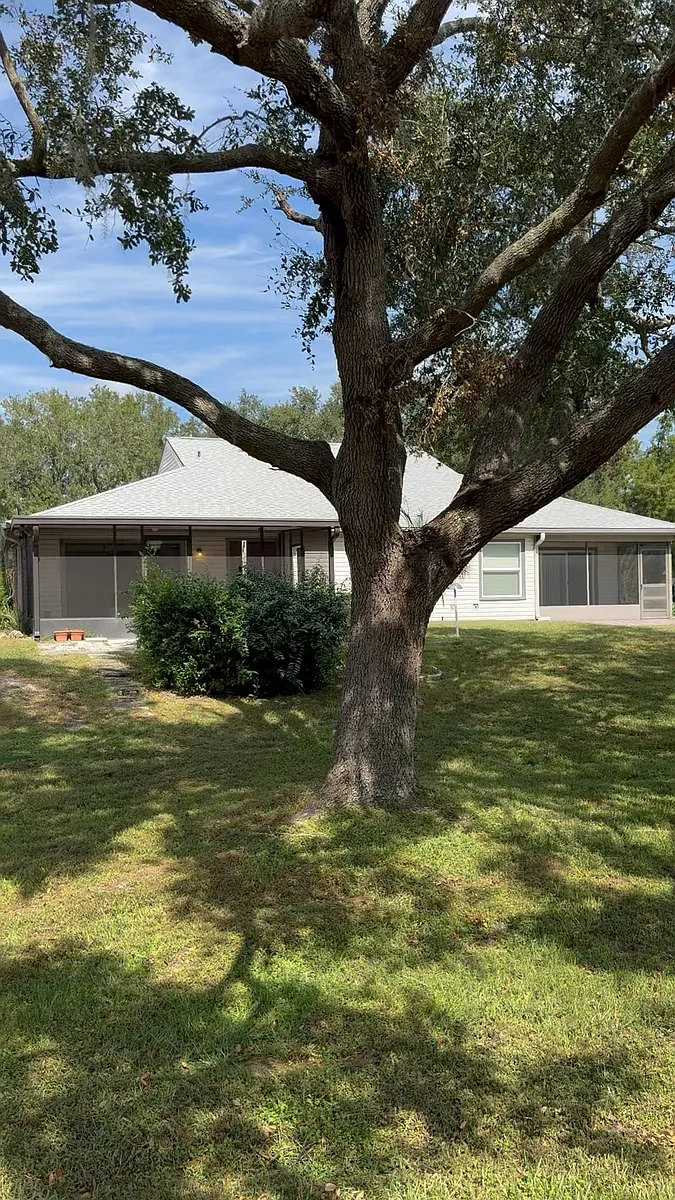 Building Photo - E Pebble Creek Ct