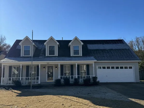 933 Pine Wood Pl, Southaven, MS 38671