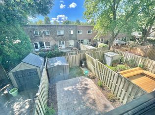 17 Curly Vineway N, Toronto, ON M2J4J9