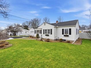 100 Kensington St, Feeding Hills, MA 01030