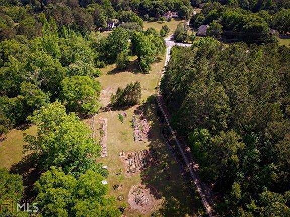 2nd image of 998 S South Jeff Davis Dr