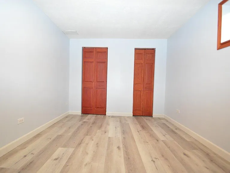 3301 Banford Cir — Photo 30
