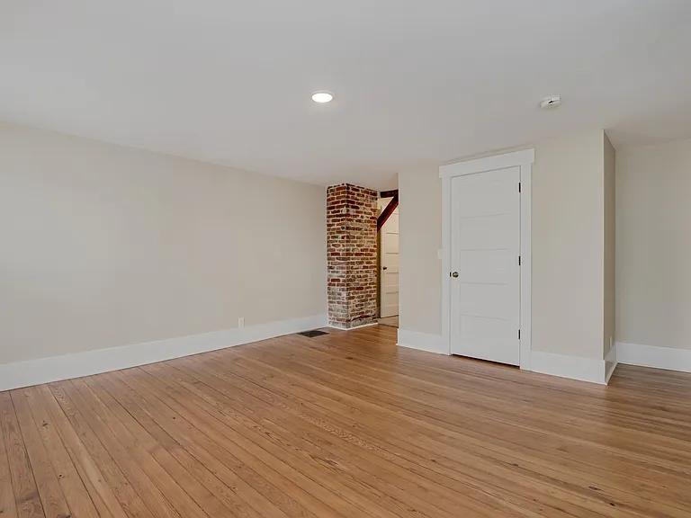 23 E Water St — Photo 14