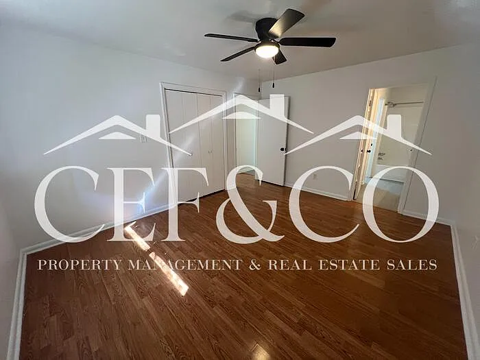 751 Springdale Dr #10 — Photo 10