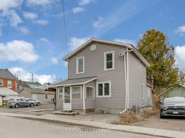 25 Burwash St, Arnprior, ON K7S 1V1