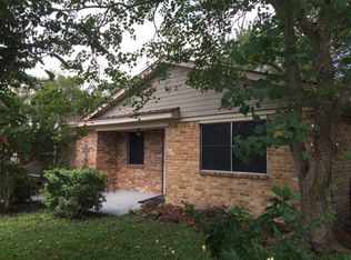 632 W Mimosa St, Angleton, TX 77515