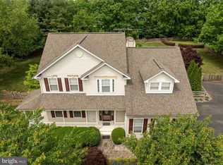 680 Mara Rose Ln, Harpers Ferry, WV
