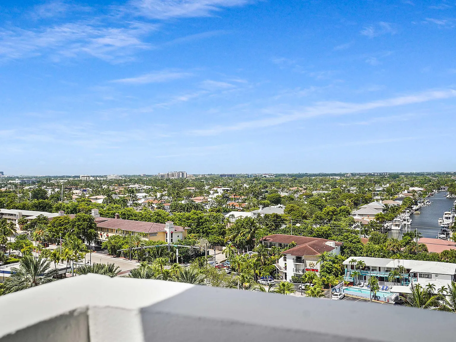 1 bed, 1.5 bath, 950 sqft, $2,700 — Photo 3