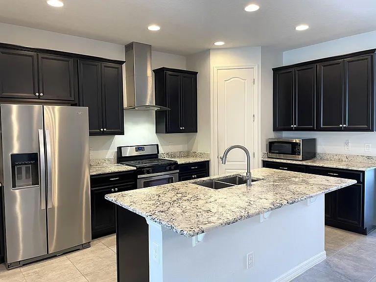 2881 Casterton Dr — Photo 9