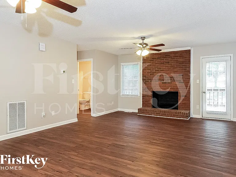4509 Westhaven Ln — Photo 3