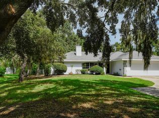 12525 Pine Glen Dr, Leesburg, FL 34788