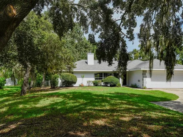 12525 PINE GLEN DRIVE, LEESBURG, FL 34788
