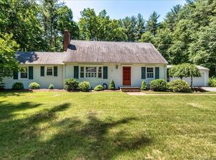 30 Farmstead Ln, West Simsbury, CT 06092