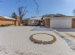 927 College Ave, Matteson, IL 60443