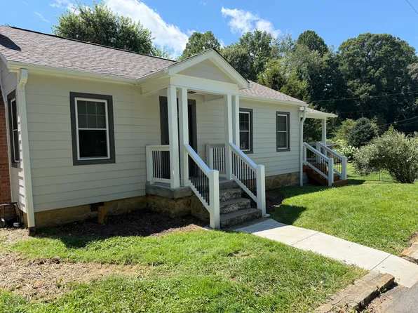 128 E Marshall St, Waynesville, NC 28786