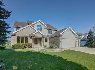418 Augusta Dr, Madison, WI 53717