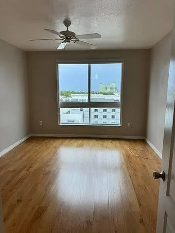 1 bed, 1.0 bath, 835 sqft, $2,600 — Photo 3