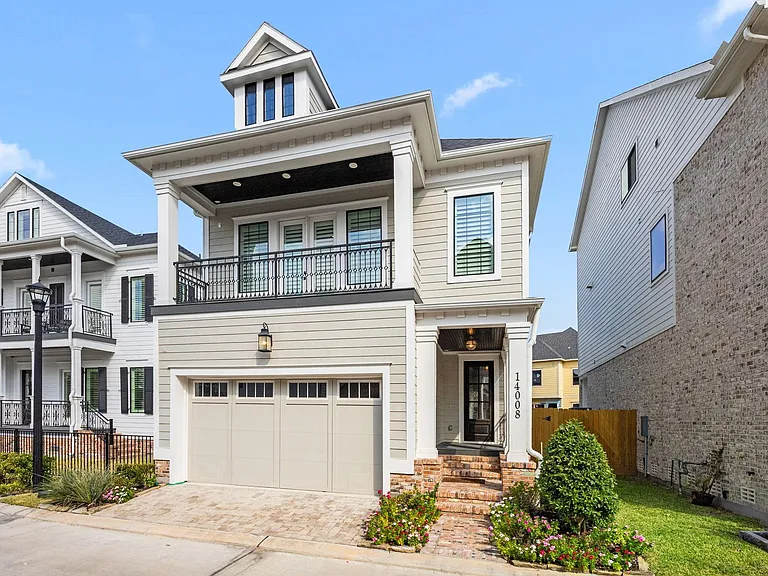 14008 Memorial Reserve Pl — Photo 2