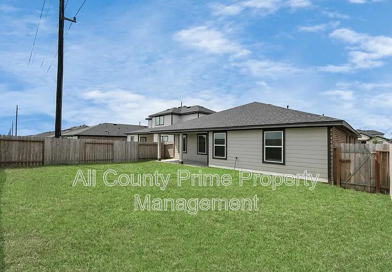 29935 Gallatin River Ln — Photo 35