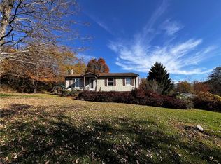 142 Maple Ln, Otisville, NY 10963