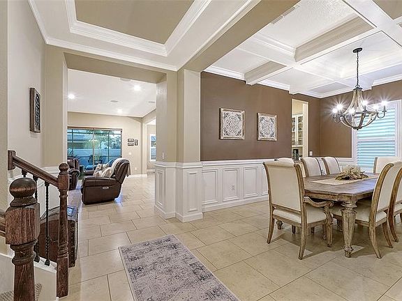 5th image of 13071 Utopia Loop