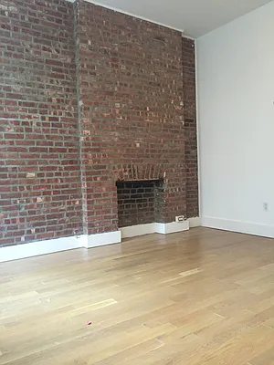 Rented by Loom Group | media 22