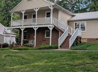 108 Drummond Pl, Cary, NC 27511