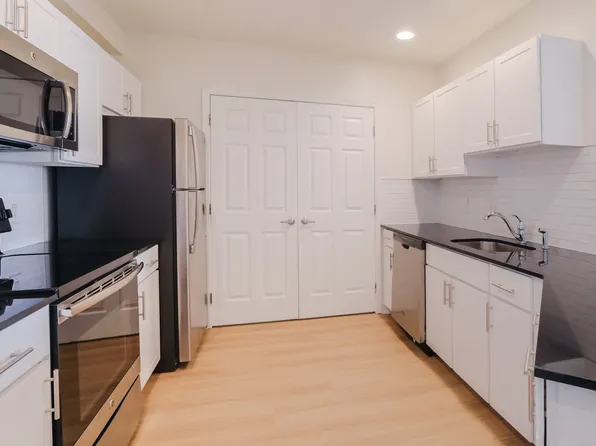 131 Dudley Street image 6 of 40