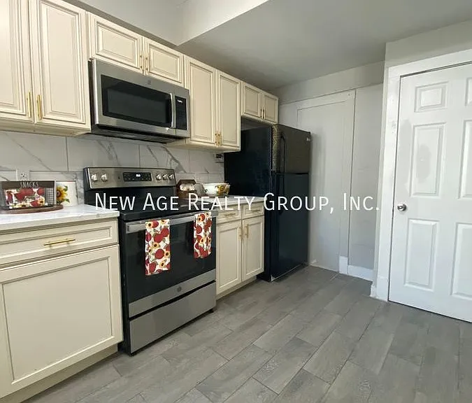 3947 Haverford Ave #B — Photo 1