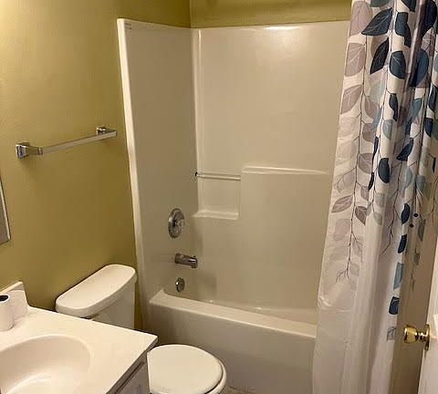 5th image of 1293 N Main St APT A