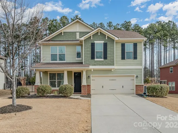 1719 Kelley Lake Dr, York, SC 29745